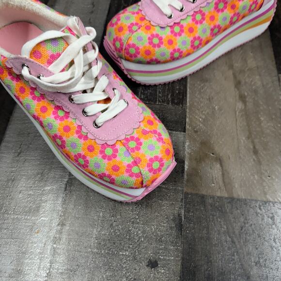 Sugar Thrillz Dolls Kill Groove With Me Floral Striped Platform Sneakers Size 10 - Picture 16 of 16